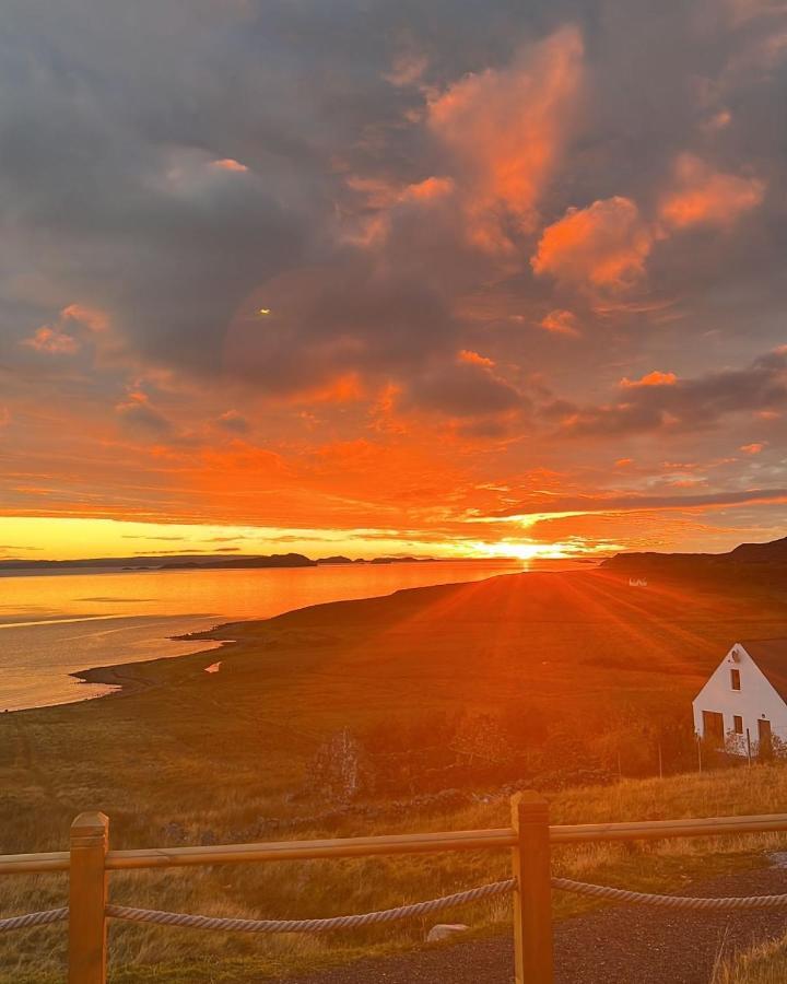 The Sleepy Crofter Glamping - Achiltibuie Hotel Bagian luar foto