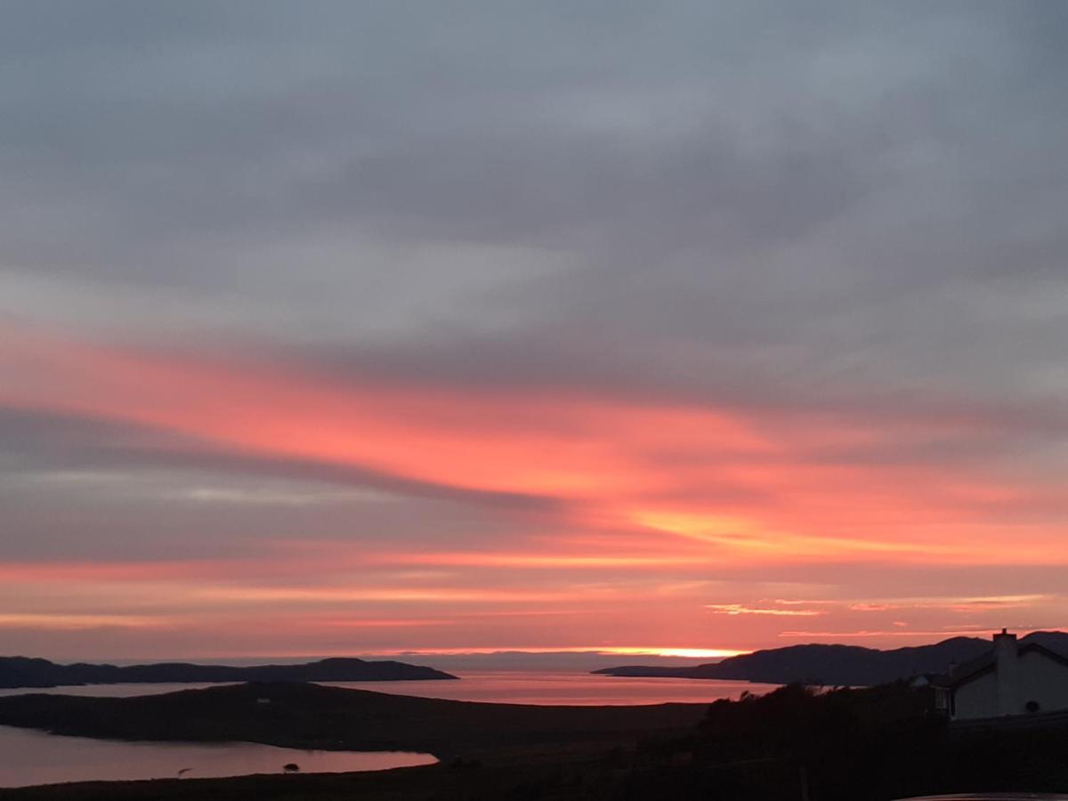 The Sleepy Crofter Glamping - Achiltibuie Hotel Bagian luar foto